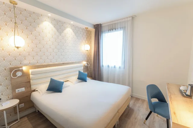غرفة مريحة بسرير كوين، Hotel Ker Lann Aeroport 2/8