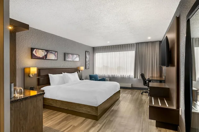 غرفة ديلوكس بسرير كينج، Hotel Quartier An Ascend Hotel Collection 6/10