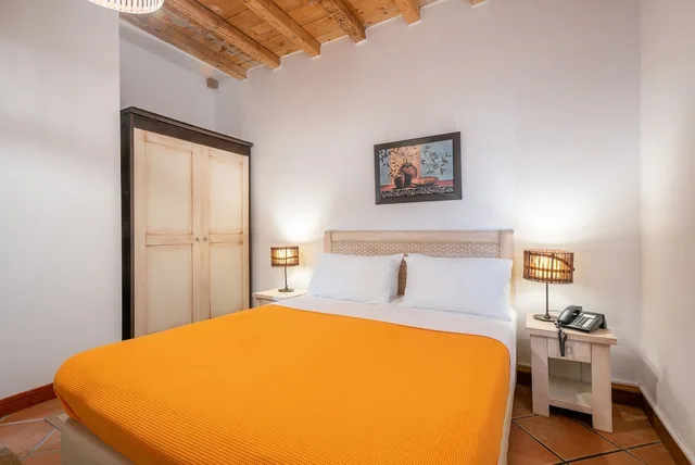 غرفة سوبيريور بسرير كوين، The Varos Residences Hotel 1/10