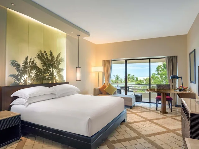 غرفة سوبيريور بسرير كينج بإطلالة على الحديقة، Pullman Phuket Karon Beach Resort 2/8