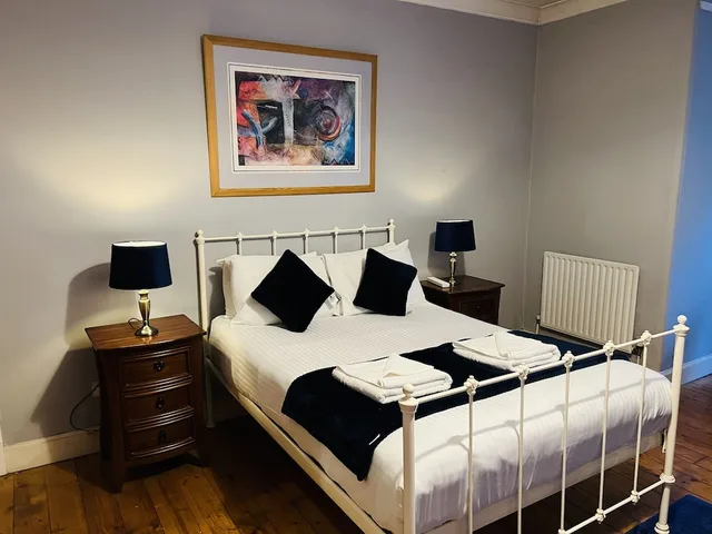 جناح بسرير مزدوج وسرير فردي، Ardenlee Guest House 8/10