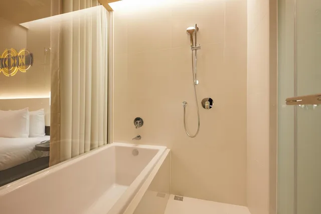 غرفة بسريرين منفصلين بإطلالة على المدينة، MGH Mitsui Garden Hotel Taipei Zhongxiao 5/7