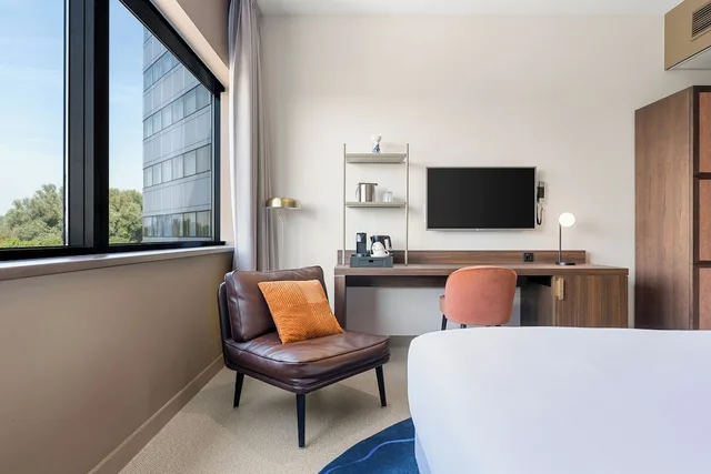 Family, Double Bed, Corendon Amsterdam Schiphol Airport, a Tribute Portfolio Hotel 3/4