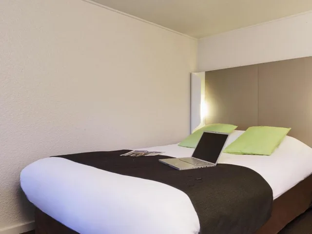 Room, Double Bed, CAMPANILE ARRAS - SAINT NICOLAS 4/10