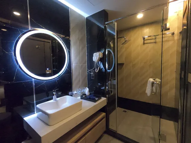 Deluxe, Twin Beds, The Zabeer Dhaka 10/10