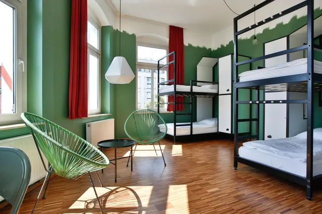 سكن مشترك مختلط بأربعة أسرّة بحمام مشترك، The Circus Hostel 1/1