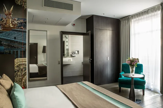 غرفة قياسية بسرير كوين لذوي الإعاقة، Hotel Indigo Paris - Opera by IHG 1/8