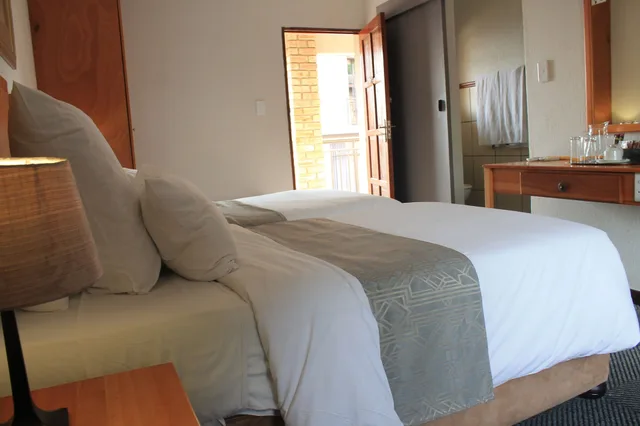 غرفة قياسية بسريرين منفصلين، Nelspruit Lodge 10/10