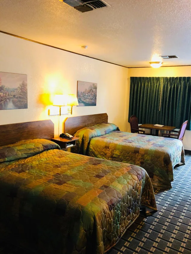 غرفة قياسية بسريرين كوين، Motel Garberville 4/10