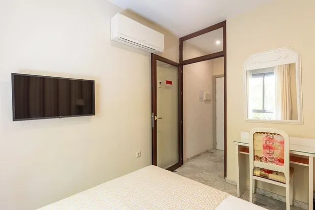 غرفة بسرير فردي، Plaza Santa Lucia 5/10