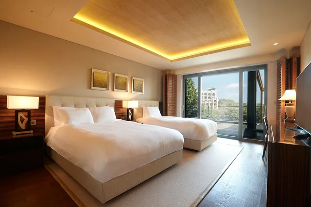 Pool, Family Suite, Garden, Villa, 1 Queen and 1 Single Bed, Lotte Hotel Jeju 1/1