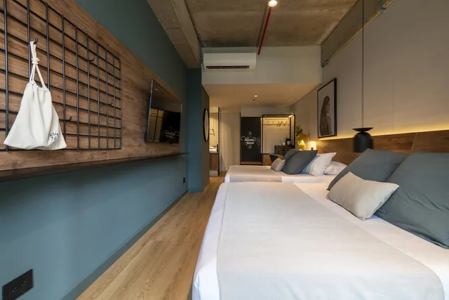 Room, 2 Queen Beds, Xl، Hashtag 98 Hotel 5/10