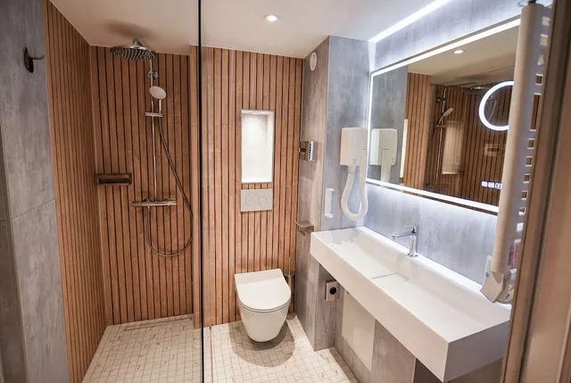 جناح جونيور بسرير كوين بمطبخ صغير، Hotel Pax Opera 8/10