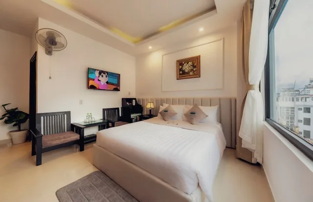 Deluxe, Queen Bed, City View, Victory Dalat Hotel 3/10