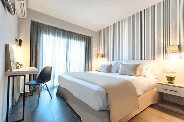 غرفة سوبيريور بسرير كوين، NEW HOTEL COLON 3/4