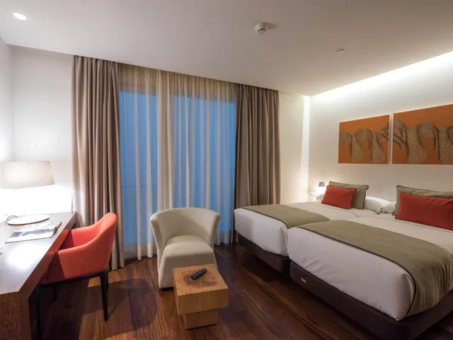 غرفة بسرير مزدوج أو سريرين منفصلين، Carris Porto Ribeira 1/10