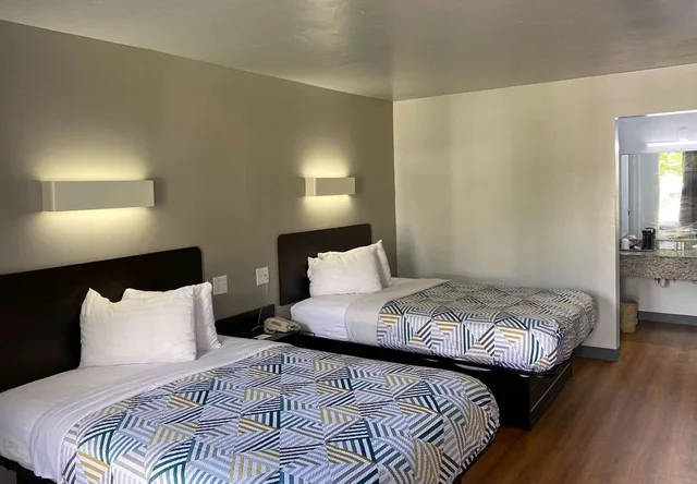 غرفة قياسية بسريرين مزدوجين لذوي الإعاقة، Motel6 Conyers, GA 4/9