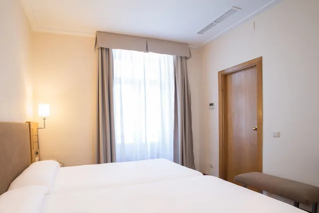 غرفة مفردة، Hotel Inglaterra 2/7