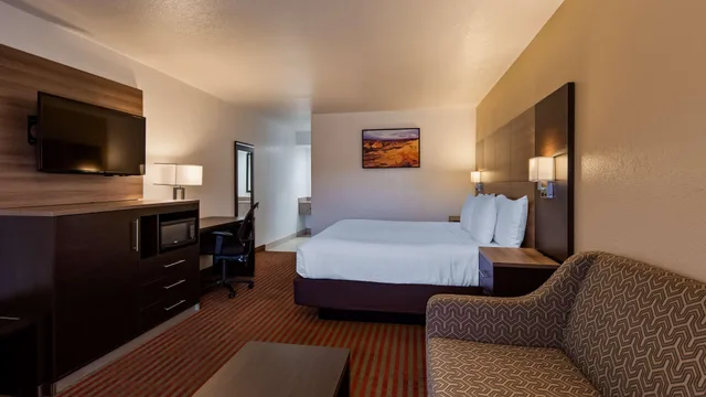 غرفة بسرير كينج، Best Western Santa Rosa Inn 3/10