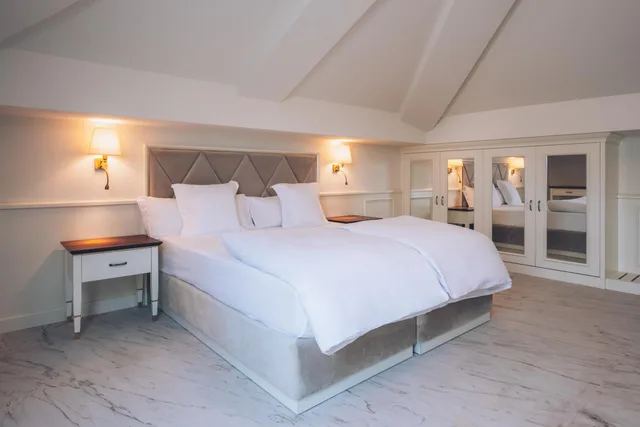 جناح بريميوم، Heritage Grand Perast Hotel 2/8