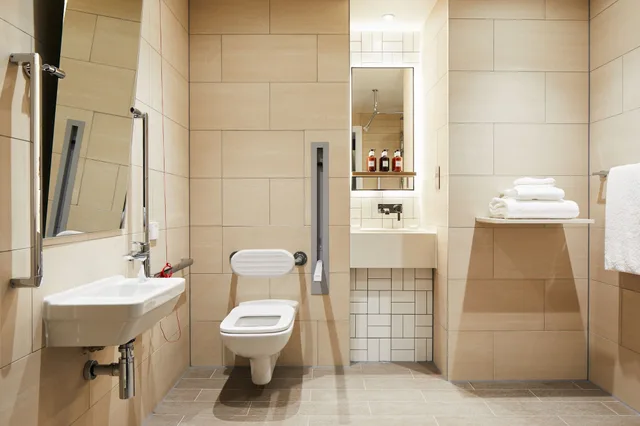 جناح بسرير كينج بغرفة نوم واحدة بمطبخ صغير، STAYBRIDGE SUITES MANCHESTER - OXFORD ROAD 2/4