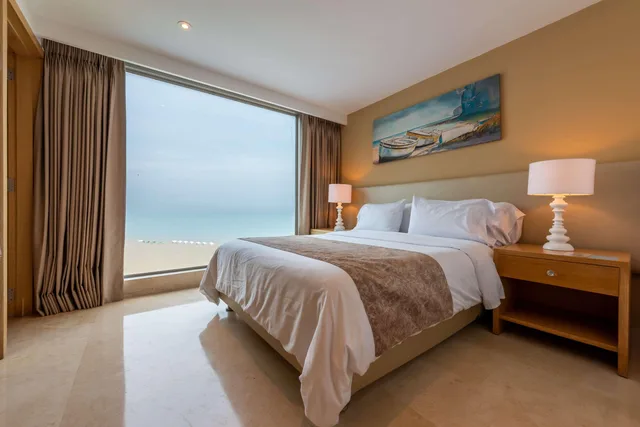 جناح بسرير كينج وسرير كوين مع أريكة، Radisson Cartagena Ocean Pavillion Hotel 3/4