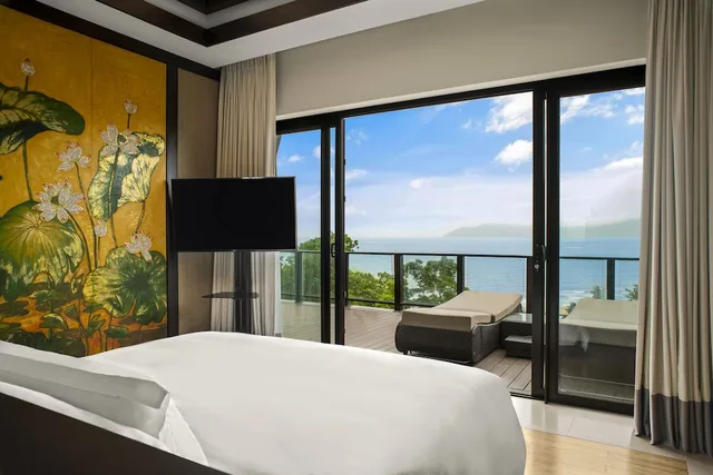3 Bedrooms, Hill, Villa, Twin Beds, 2 King Beds, Sea View، Banyan Tree Lang Co 4/6
