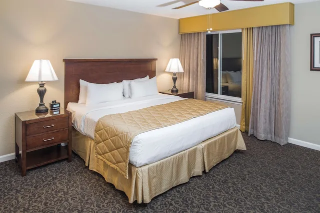 2 Bedrooms, Upstairs, Deluxe, King and Queen Bed، Hilton Vacation Club The Historic Powhatan Williamsburg 9/14