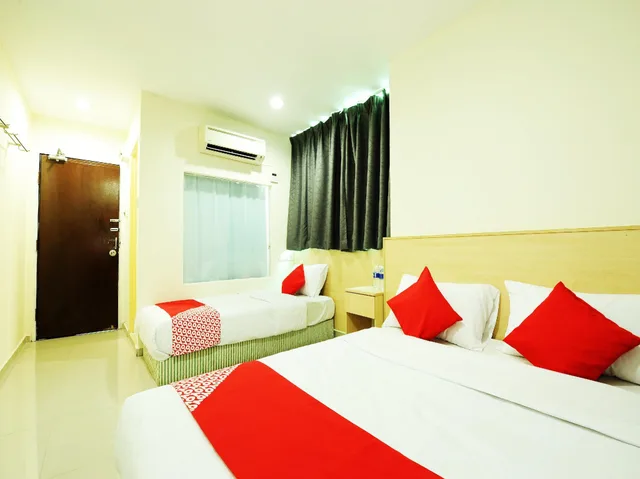 جناح ثلاثي، OYO 1055 Batu Caves Star Hotel 2/2