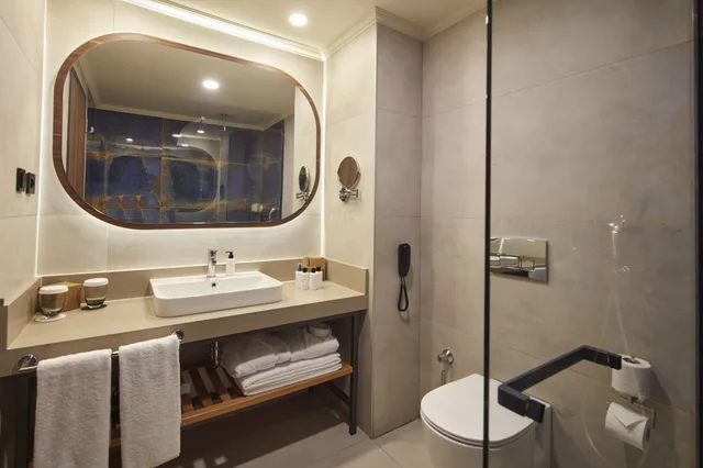 Swim Up, Deluxe, 1 Queen and 1 Single Bed، Liu Resorts 5/7