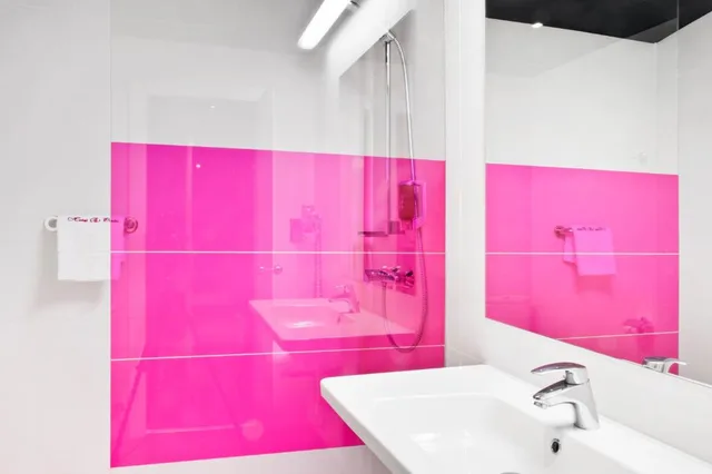 غرفة قياسية بسرير مزدوج أو سريرين منفصلين، Ibis Styles Madrid Prado 5/6