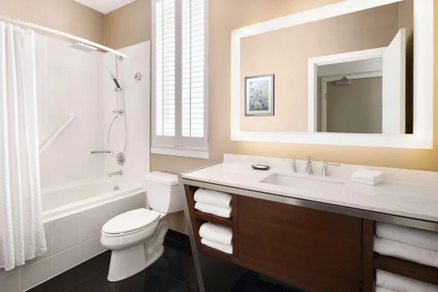 جناح بسرير كينج، Hilton Vancouver Downtown 1/1