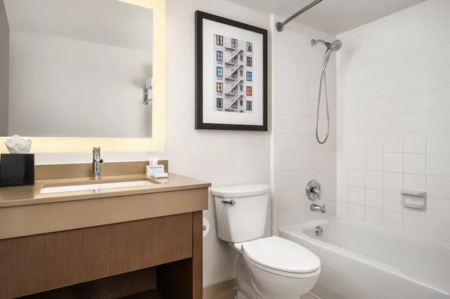 Studio, 2 Double Beds, Sofa, HYATT house Dallas/Uptown 5/7