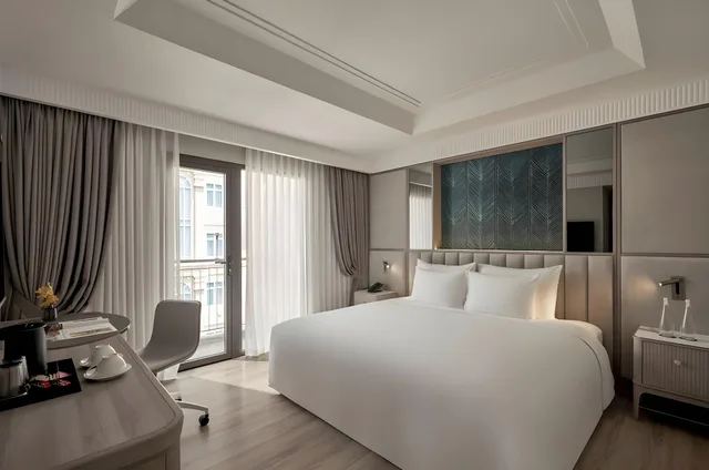 French, Junior Suite, Studio, Balcony، La Siesta Premium Saigon Central 1/1