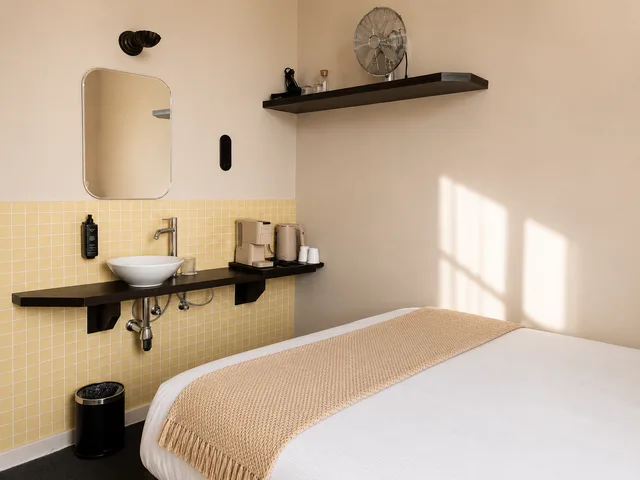 Renovated, Small Double، Hotel Le Berger 2/11