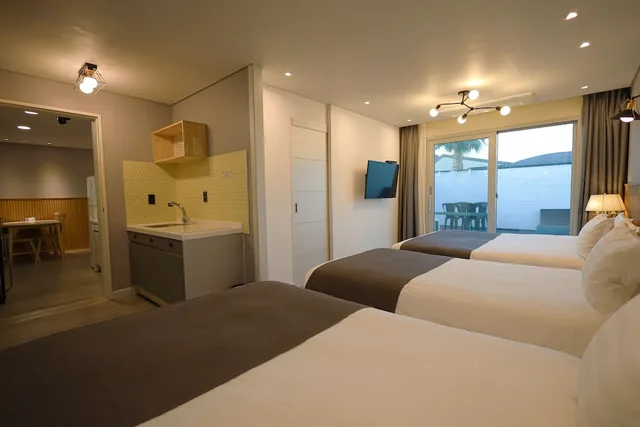 Garden Pool, Family, Suite، Pool & Villa Sorang 4/9