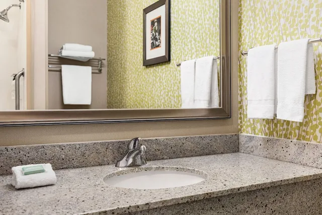 غرفة بسرير كينج لذوي الإعاقة، Fairfield Inn And Suites Amarillo Airport 2/5