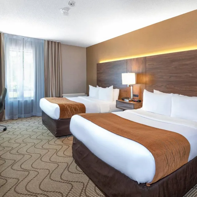 Room, 2 Double Beds, High Floor, Comfort Inn North Bay 1/7