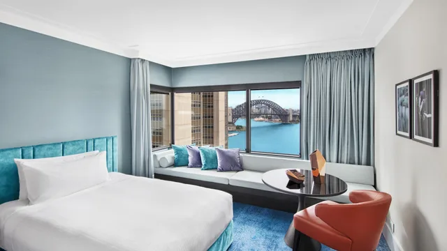 غرفة بسرير مزدوج بإطلالة، Intercontinental Hotels Sydney 1/2