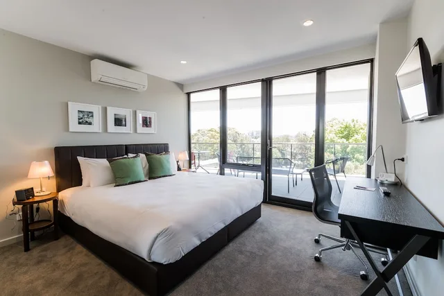 جناح بسرير كينج بشرفة بغرفة نوم واحدة، The Branksome Hotel & Residences 1/3