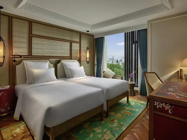 غرفة ديلوكس بسريرين منفصلين، Grand Mercure Hanoi 1/5