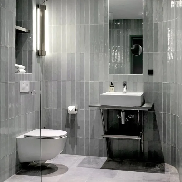 غرفة ثلاثية، Hotel Hans 4/6