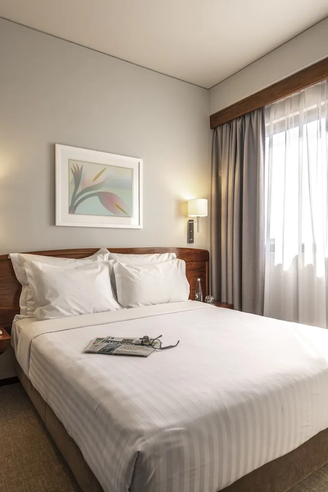 غرفة كلاسيكية مفردة بسرير كوين، Hotel Dom Carlos Park 1/5