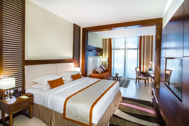 غرفة سوبيريور بشرفة، Western Hotel - Madinat Zayed 3/5