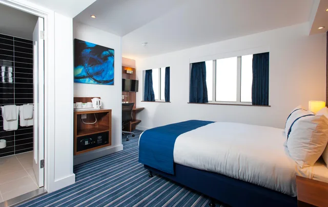 غرفة قياسية بسرير مزدوج، Holiday Inn Express London - Vauxhall Nine Elms 1/4