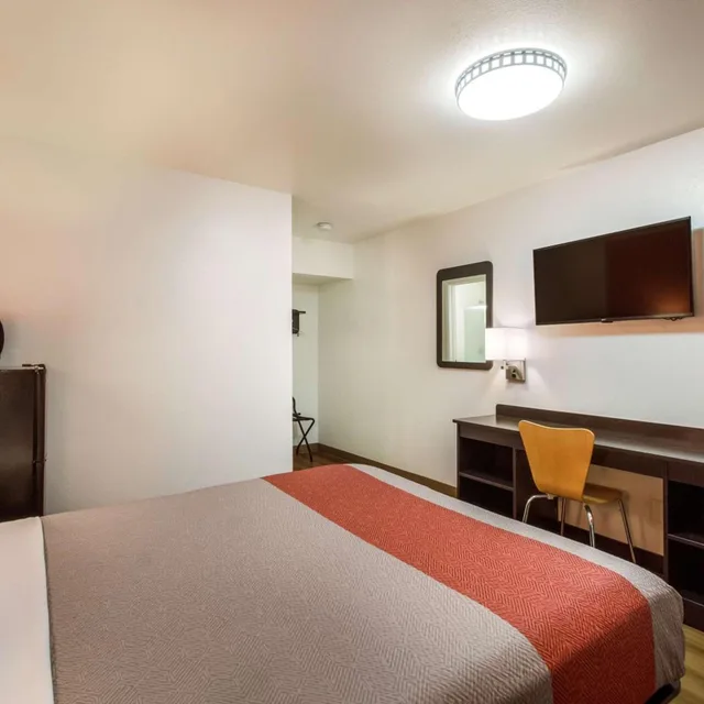 غرفة بسرير كوين، Motel6 Youngtown, AZ - Phoenix - Sun City 9/10