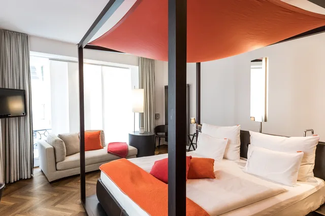 Plus, Queen Bed, Xl، Hollmann Beletage Design and Boutique 5/10