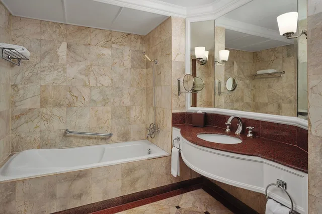 غرفة ديلوكس بسرير كينج بإطلالة على المدينة، Jubilee Prestige Hotel Ratchadapisek 1/2