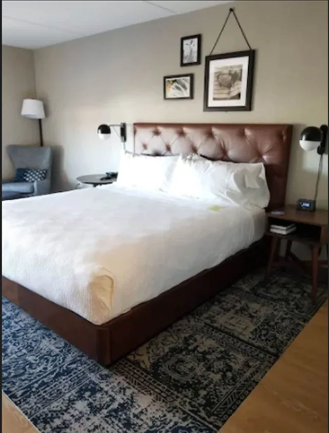 Room, 2 Double Beds, Accessible, Four Points By Sheraton Wakefield Boston Hotel Conference Center 1/3