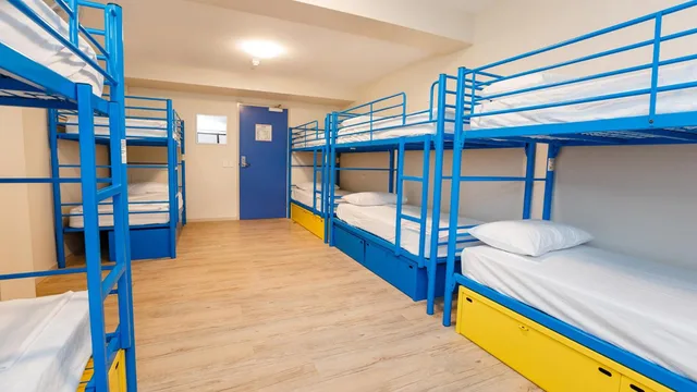 Mixed Dorm, 10 Beds, Adult Only، Global Backpackers On The Waterfront 1/1